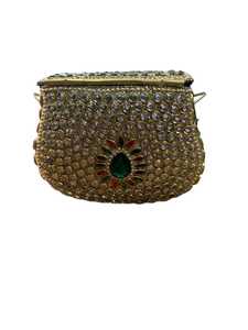 กระเป๋าคลัทช์ Kundan แบบมีฝาปิด ประดับลูกปัด ลายนูน ตกแต่งด้วยหิน พร้อมสายโซ่ทอง เหมาะสำหรับงานแต่งงานและกิจกรรมกลางแจ้ง - Product Image 2