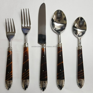 Couverts en laiton coulé et acier inoxydable de haute qualité nickelés pour la mise en place par Ambience Lifestyle - Product Image 5