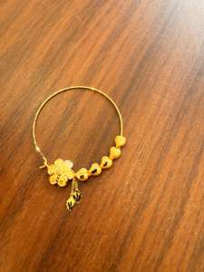 Anneau de nez en or massif 22 carats, bijou de mariage traditionnel indien, design Nath motif paon floral émaillé, grande taille, fil de piercing - Product Image 3