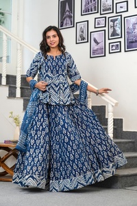 Collection Spéciale Été Chaniya Choli : Ensemble Confortable Haut et Jupe Imprimés à la Main Bagru, avec Dupatta en Coton. Coton Pur - Product Image 3