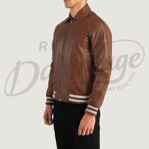 Chaqueta Bomber de Cuero Genuino Marrón para Hombre con Cuello Clásico de Camisa y Puños Acanalados a Rayas, Prenda Deportiva de Cuero Completo de Primera Calidad - Product Image 4