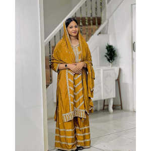 Ensemble haut, pantalon palazzo et dupatta pour femme, avec broderie et travail de sequins - Product Image 4