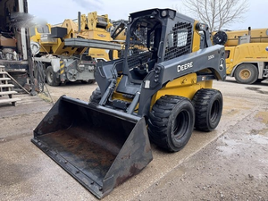 Cargadora Compacta 330G 2020 con Cabina Cerrada, Máquina de Construcción de Alto Rendimiento - Product Image 4