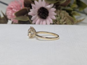 Anillo de compromiso solitario de moissanita de corte redondo de 1,75 quilates para mujer, oro amarillo/blanco macizo de 14k, regalo de San Valentín - Product Image 2