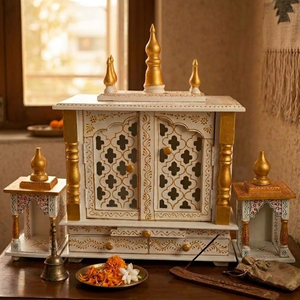 Templo Mandir de madera blanca para colgar en la pared, adorno de pared de 15x8x18 pulgadas, templo de madera para el hogar u oficina - Product Image 1