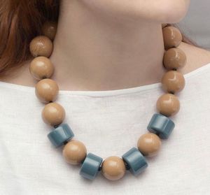 สร้อยคอลูกปัดเรซิ่นทรงหนา พร้อมลูกปัดทรงกลมสีแทนและสีเขียวอมฟ้า เครื่องประดับแฟชั่นสำหรับผู้หญิง งานฝีมือเรซิ่น - Product Image 1