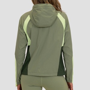 เสื้อแจ็คเก็ตกันลมแบบมีฮู้ดสำหรับผู้ชายไซส์ใหญ่ ราคาสมเหตุสมผล กันน้ำ แห้งเร็ว ระบายอากาศได้ดี เหมาะสำหรับใส่ลำลองในฤดูหนาว มีสินค้าพร้อมส่ง - Product Image 5