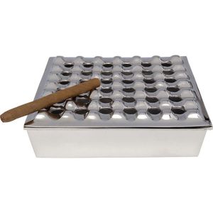 Cenicero de metal artesanal con un diseño elegante y duradero que combina funcionalidad con un atractivo decorativo. - Product Image 4