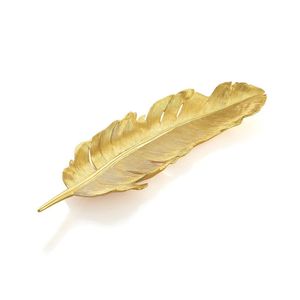 Plato de servir de aluminio con diseño de hoja para decoración y entretenimiento, que realza el estilo de la mesa con un toque artesanal inspirado en la naturaleza. - Product Image 5