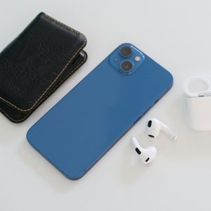 Teléfono Móvil Usado para 13 Mini Pro, Versión Estadounidense, Original Desbloqueado, 99% Nuevo, con 6GB de RAM - Product Image 4