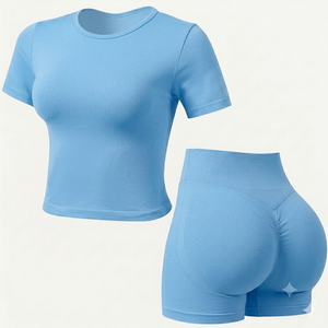 Ensemble de yoga sans couture bleu ciel pour femme, haut de fitness à manches courtes, 2 pièces, léger, respirant, short taille haute froncé, vêtements de sport pour la gym - Product Image 1