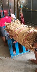 ตะกร้าเก็บของสานจากผักตบชวาหลากสีสัน พร้อมเชือกฝ้ายถักเกลียวจากผักตบชวาแห้ง ส่งตรงจากคุณลิลี่ - Product Image 6