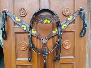 Premium quality Western <b>Leather</b> Sunflower Headstall and Breastplate Set Handcrafted Horse Bridle Tack with Floral <b>Tooled</b> <b>Leather</b> - Product Image 1