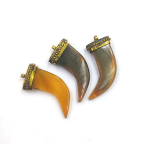 Colgante de cuerno de búfalo auténtico ecológico para mujer, con forma de colmillo, grande, en forma de lágrima, pulido, ligero, artesanal, para bodas y fiestas. - Product Image 2