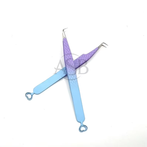 Pinza para Pestañas con Logotipo Personalizado, Dos Tonos Azul y Morado, con Empuñadura de Diamantes, de Acero Inoxidable, Herramienta de Precisión - Product Image 3