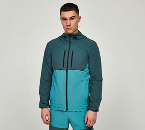 เสื้อแจ็คเก็ตผู้ชายแบบมีฮู้ด กันน้ำ กันลม ผ้า softshell ระบายอากาศได้ดี ซิปแบบรูดขึ้นลง เสื้อโค้ทสำหรับฤดูหนาวกลางแจ้ง ไนลอน 100% รับสกรีนโลโก้ - Product Image 1