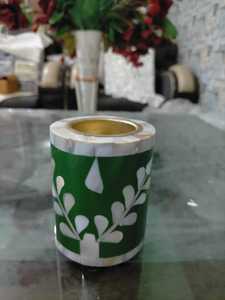Mubkhar artisanal en bois avec incrustation de nacre – Brûleur de Bakhoor fait main pour Oud, encens et décoration arabe élégante - Product Image 4