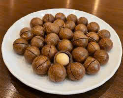 เม็ดมะคาเดเมียอบเปลือกแข็ง แบรนด์ส่วนตัว จำหน่ายส่งปริมาณมาก - Product Image 1