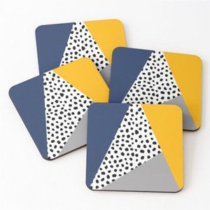 Juego de 4 Posavasos Geométricos Abstractos Nórdicos, Posavasos de Madera MDF con Diseño Moderno de Puntos, Antideslizantes, Protectores de Mesa para Café y Té - Product Image 1