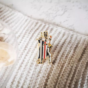 Nouvelle Épingle de Revers Maçonnique Légère 2026, Personnalisable avec Logo, en Laiton, pour Francs-Maçons et Chevaliers Templiers - Product Image 1