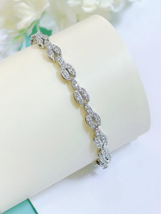 Bracelet en argent sterling 925 de qualité supérieure avec pierres en moissanite couleur D VVS pour un usage quotidien, mariage et cadeau de luxe - Product Image 2