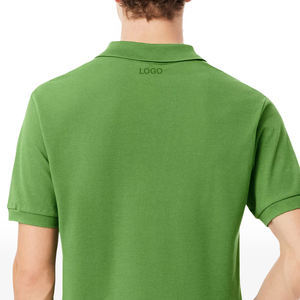 T-shirt décontracté classique pour homme en coton biologique piqué, personnalisable OEM, à manches courtes, avec broderie sur le devant pour le court de tennis - Product Image 2