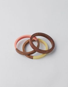 Brazalete Moderno de Resina Epoxi, Brazalete Ancho con Diseño de Cristal Transparente, Joyería Hecha a Mano, Accesorio Elegante para Regalo - Product Image 2