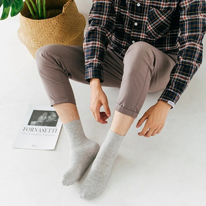 Custom Performance Sports <b>Socks</b> Athletic Teamwear <b>Socks</b> OEM Manufacturing Pakistan Export Bulk Supply - Product Image 5