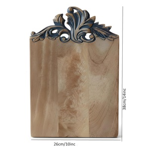 Planche à découper de luxe en bois de manguier sculpté avec détails de crête ornée, épaisse, lisse, durable, sans danger pour les aliments, plateau de service de cuisine - Product Image 6