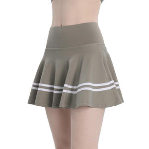 Shorts de sport décontractés en coton pour femmes, légers, respirants, avec poches, pour le golf, le tennis, le badminton et les activités de plein air, jupe plissée unie - Product Image 4