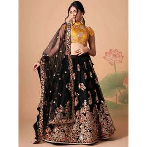 Elegante Lehenga Choli Negro Bordado en Tela de Red para Tallas Grandes, Ideal para Eventos - Product Image 6
