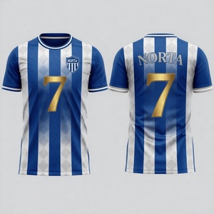 Camiseta de Fútbol para Hombre, Roja y Negra a Rayas, Sublimada, con Escudo y Número 7, Transpirable, de Poliéster, Manga Corta - Product Image 4