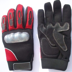Gants de sport personnalisés Keven Impex MRW-010, isolés thermiquement, à écran tactile, à doigts entiers, antidérapants, avec fermeture à boucle auto-agrippante - Product Image 1