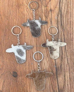 Nouveau design vente chaude cheveux sur cuir de vachette porte-clés en cuir porte-clés élégants porte-clés de luxe en cuir de forme unique - Product Image 2