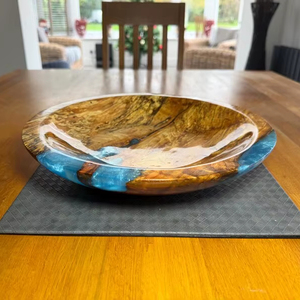 Nouvelle soupière en résine colorée au design boisé, articles de luxe pour cuisine, hôtels et restaurants, soupière en bois et résine, soupière artisanale en résine et bois - Product Image 1