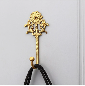 Superior Quality Royal Home <b>Wall</b> <b>Organisation</b> Brass Cabinet Holder Handmade Creative Gold Plated Home Decor Accent - Product Image 1