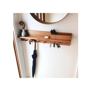 Porte-clés en bois artistique pour l'organisation de la maison, conçu pour compléter les espaces d'entrée avec un attrait décoratif pratique - Product Image 3