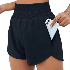 Shorts de sport imperméables à séchage rapide pour femmes, taille haute, avec doublure et poches latérales cachées pour la salle de sport et la course à pied - Product Image 1