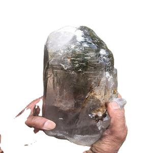 Cristal de quartz himalayen brut naturel - Product Image 1