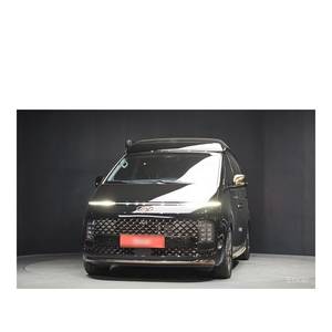 Hyundai Staria Janvier 2023 4x4 Campervan avec 45 036 km, Diesel, Boîte Automatique, Sièges en Cuir, Caméra Arrière, Conduite à Gauche - Product Image 3