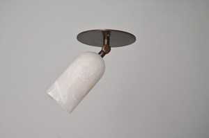 Applique murale minimaliste avec abat-jour en marbre, support en laiton, luminaire décoratif d'intérieur - Product Image 5