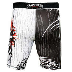 Shorts de compression écologiques pour hommes Sharkwear Industries, logo avant, bordure noire et rouge, séchage rapide, taille élastique, taille mi-haute, style sportif - Product Image 4