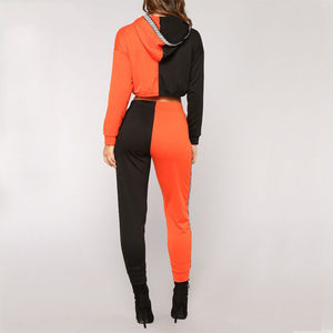 Ensemble de survêtement streetwear d'hiver personnalisé avec logo, composé d'un haut court, d'un soutien-gorge et d'un pantalon de jogging en coton pour femmes - Product Image 3