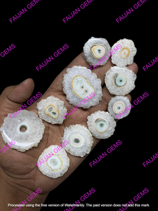 พลอยควอตซ์สีขาว FAIJAN GEMS รูปทรงคาโบชองหลากหลายแบบ แกะสลักลายเงา สำหรับทำจี้เครื่องประดับ ผลิตภัณฑ์จากราชสถาน ผู้ผลิตบุคคลที่สาม - Product Image 2
