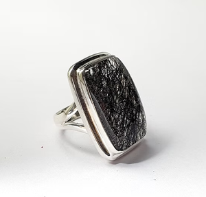 Bague Bohème en Argent Sterling 925 avec Rutile Noir Naturel pour Homme – Large et Massif, Idéale au Quotidien - Product Image 3