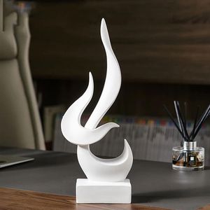 Sculpture de flamme moderne, décoration abstraite pour la maison, pièce d'art pour la table du salon - Product Image 1