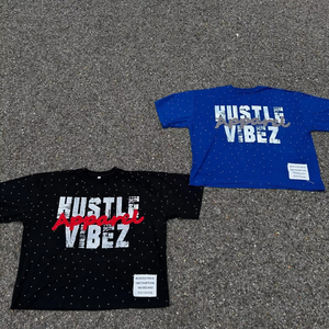 เสื้อยืดคอตตอนทรงบ็อกซี่ ตกไหล่ พิมพ์ลายโลโก้ DIHUI แบบกำหนดเอง ประดับด้วยคริสตัล สำหรับผู้ชาย - Product Image 1