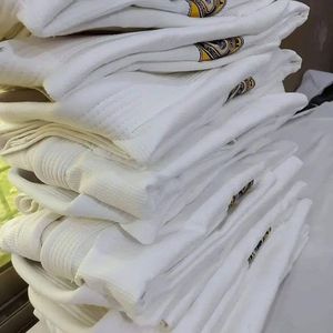 Kimono de Artes Marciales BJJ Personalizado, Uniforme de Competición, 100% Algodón, 450g, Fabricante y Proveedor OEM ODM - Product Image 5