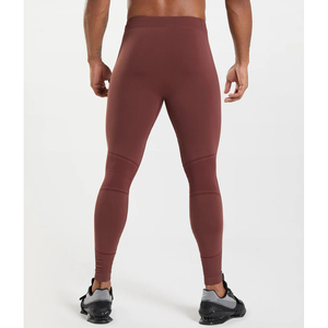 Leggings de yoga pour hommes personnalisés, respirants, taille élastique, sans coutures, en tissu Spandex/Nylon, longueur intégrale avec logo à la taille - Product Image 6