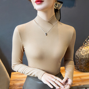 Camiseta Casual de Manga Larga para Mujer, Cuello Alto, Diseño Sólido Invernal, Tejido Jersey Grueso y Cálido, Ecológico - Product Image 6